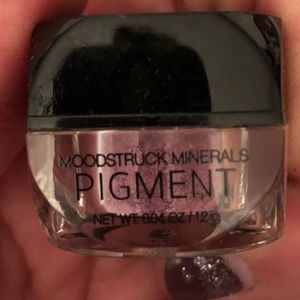 Retired - New Younique Pigment Eyeshadow